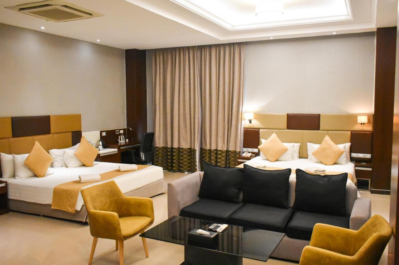 Mg Grand Hotel Олонгапо Экстерьер фото