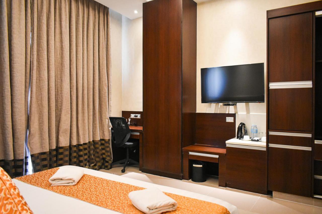 Mg Grand Hotel Олонгапо Экстерьер фото